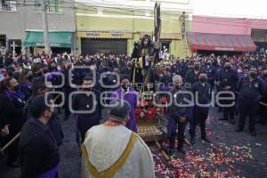 RELIGIÓN . PROCESIÓN