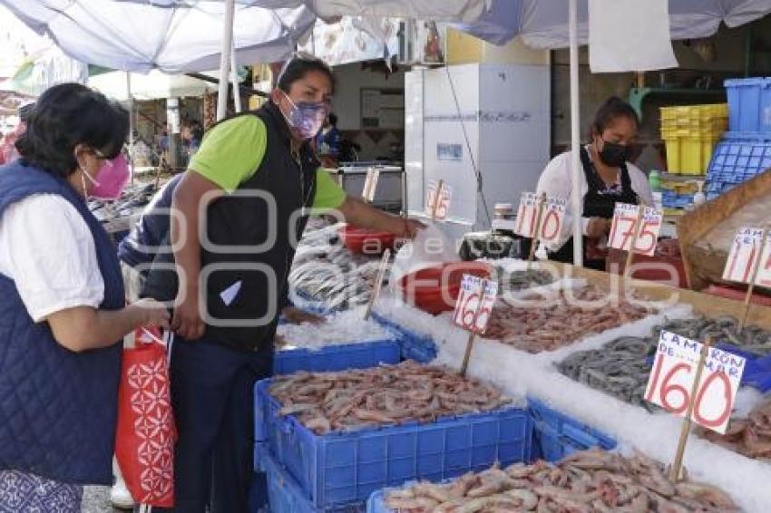 PESCADOS Y MARISCOS