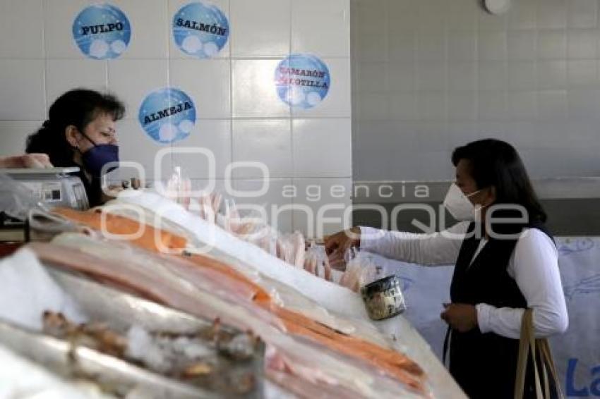 MERCADO PESCADOS Y MARISCOS