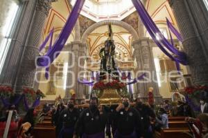 RELIGIÓN . PROCESIÓN