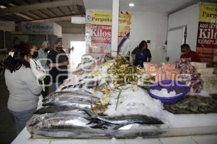 MERCADO PESCADOS Y MARISCOS