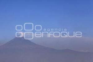 VOLCÁN POPOCATÉPETL . FUMAROLA