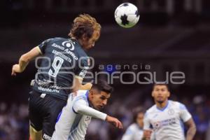 FÚTBOL . CRUZ AZUL VS CLUB PUEBLA