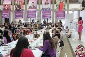 TLAXCALA . REUNIÓN MUJERES CONGRESO