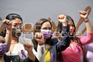 TLAXCALA . REUNIÓN MUJERES CONGRESO