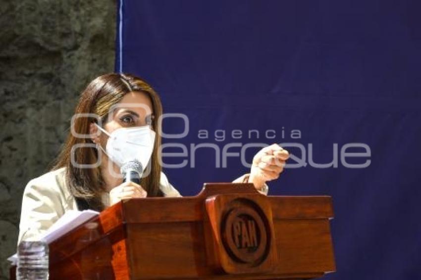 TLAXCALA . FORO MUJER FUTURO Y POLÍTICA