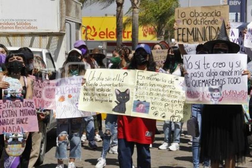 TEXMELUCAN . DÍA DE LA MUJER . PROTESTA
