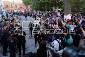 TLAXCALA . MARCHA DIA DE LA MUJER 