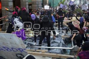 PROTESTA . DÍA DE LA MUJER