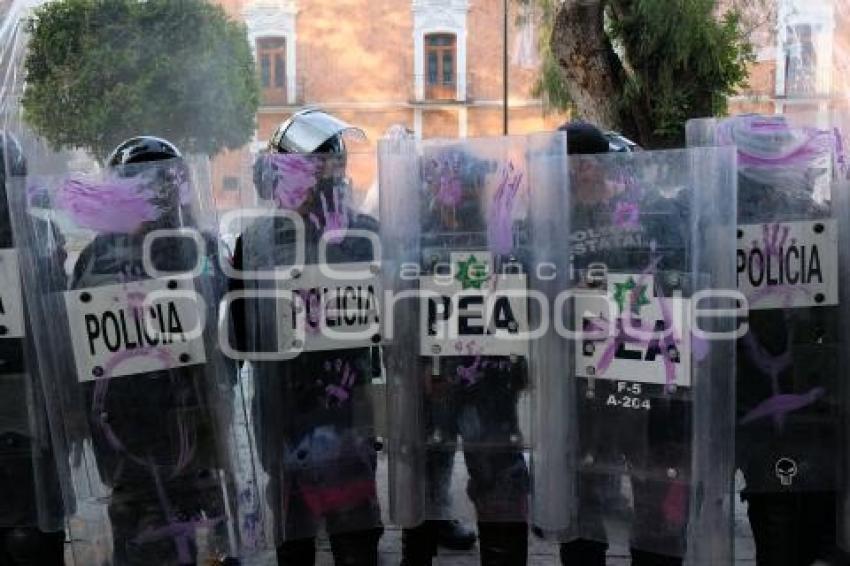 TLAXCALA . MARCHA DIA DE LA MUJER 