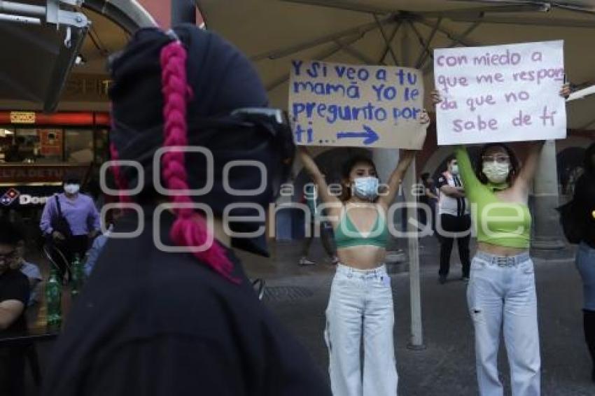 PROTESTA . DÍA DE LA MUJER