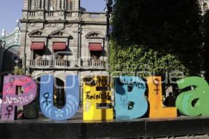 PROTESTA . MUJERES UNIDAS