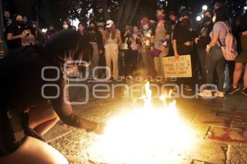 PROTESTA . DÍA DE LA MUJER