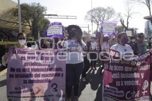 PROTESTA . DÍA DE LA MUJER