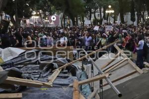 PROTESTA . DÍA DE LA MUJER