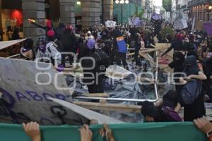 PROTESTA . DÍA DE LA MUJER