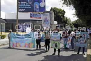 MUJERES FRENTE DE PUEBLOS UNIDOS . BLOQUEO