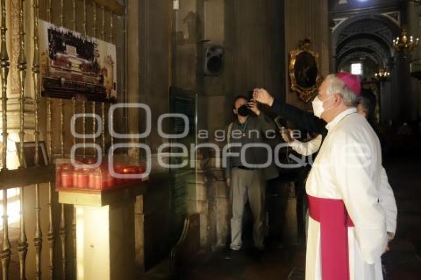 RELIGIÓN . EXPOSICIÓN FOTOGRÁFICA