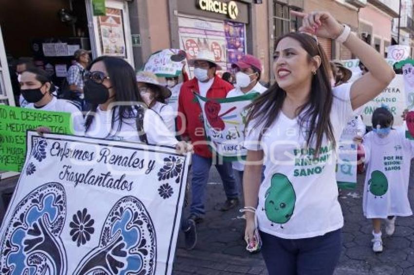 MANIFESTACIÓN DESABASTO MEDICINAS