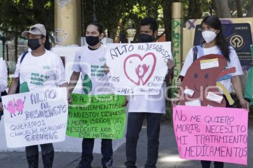 DESABASTO DE MEDICAMENTOS