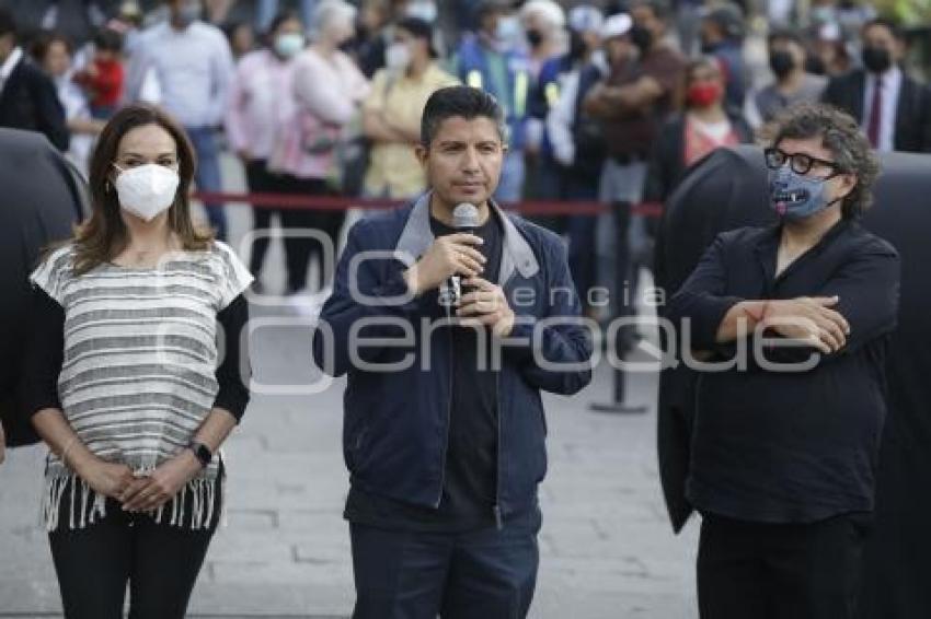 INAUGURACIÓN EXPOSICIÓN TÚ