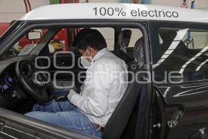 AUTOMÓVIL ELÉCTRICO . ZACUA