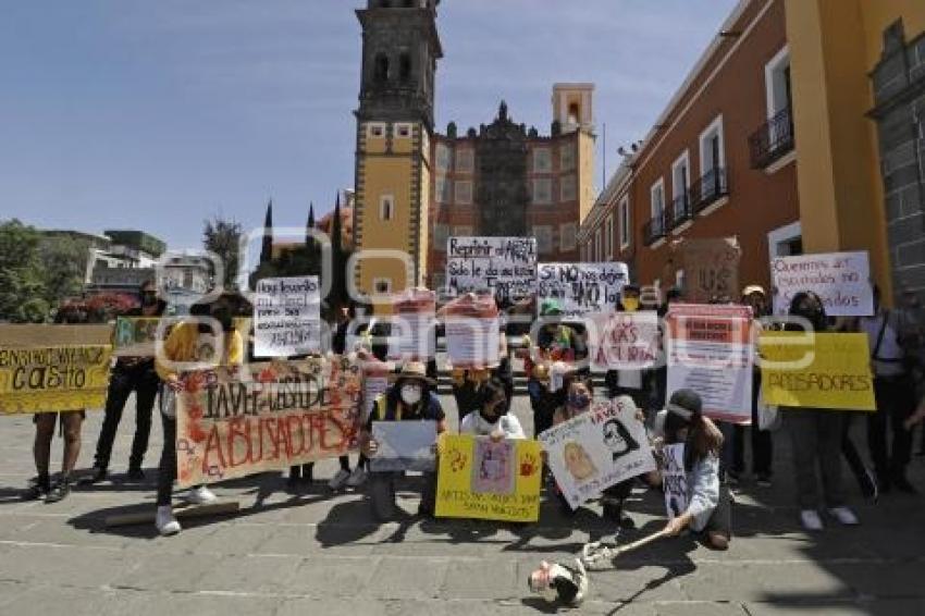 MANIFESTACIÓN . INSTITUTO DE ARTES VISUALES