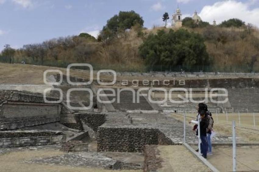 CHOLULA . ZONA ARQUEOLÓGICA