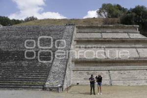 CHOLULA . ZONA ARQUEOLÓGICA