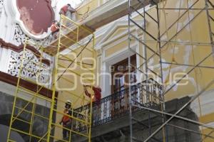 REHABILITACIÓN EDIFICIO CAROLINO