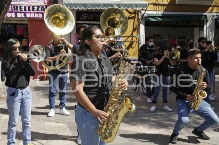 MARCHING BAND COLIBRÍES 