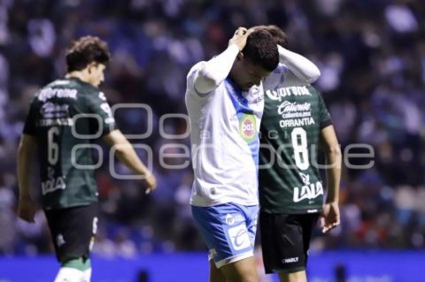 FÚTBOL . CLUB PUEBLA VS SANTOS