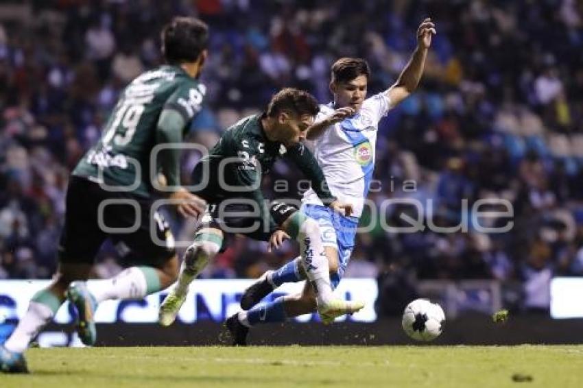 FÚTBOL . CLUB PUEBLA VS SANTOS