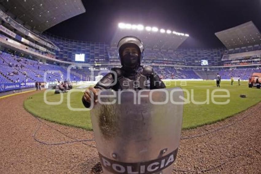 FÚTBOL . PUEBLA VS SANTOS