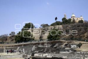 CHOLULA . ZONA ARQUEOLÓGICA