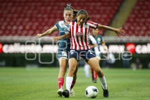 FÚTBOL FEMENIL . CHIVAS VS PUEBLA