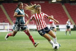 FÚTBOL FEMENIL . CHIVAS VS PUEBLA