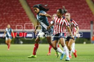 FÚTBOL FEMENIL . CHIVAS VS PUEBLA