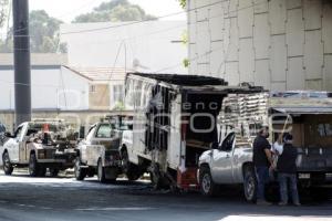 SEGURIDAD . INCENDIO CAMIONETA