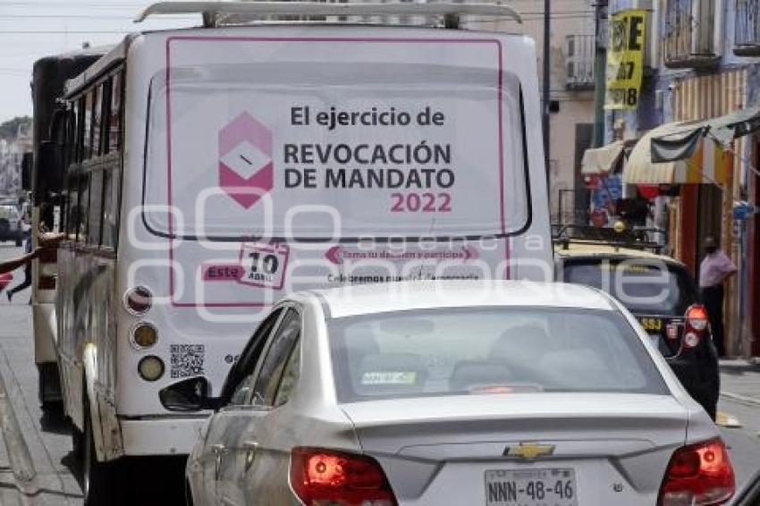 REVOCACIÓN DE MANDATO . PUBLICIDAD URBANA