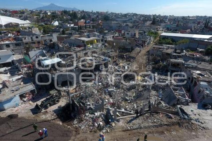 XOCHIMEHUACÁN . REMOCIÓN ESCOMBROS