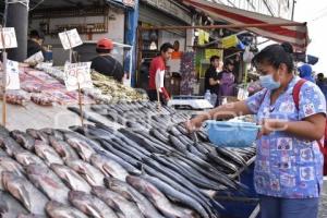 PESCADOS Y MARISCOS