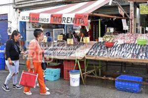 PESCADOS Y MARISCOS