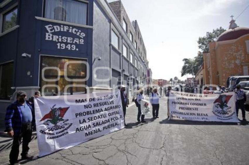 CASA AGUAYO . MANIFESTACIÓN