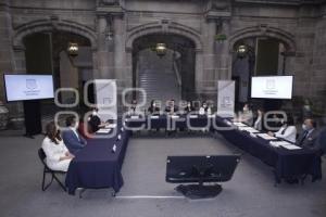 AYUNTAMIENTO . CONTIGO MUJER