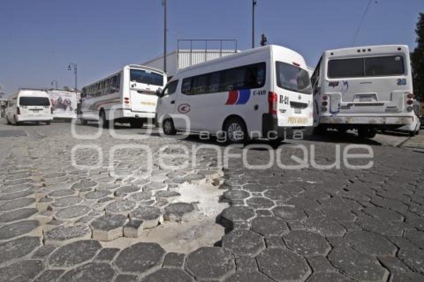 TRANSPORTE . HUNDIMIENTOS