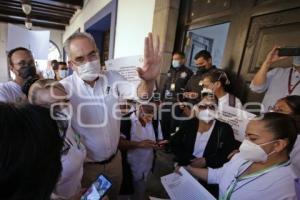 MANIFESTACIÓN ENFERMERÍA . SECRETARIO SALUD