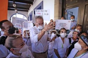 MANIFESTACIÓN ENFERMERÍA . SECRETARIO SALUD