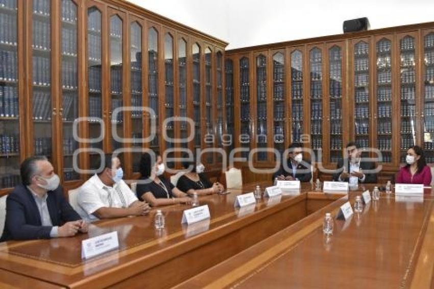 CONGRESO . FIRMA DE CONVENIO
