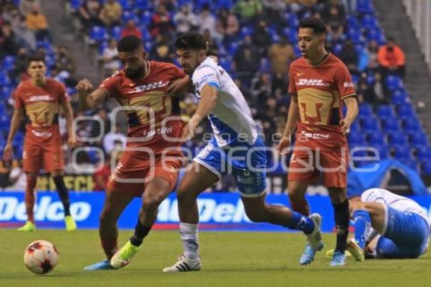 FÚTBOL . CLUB PUEBLA VS PUMAS